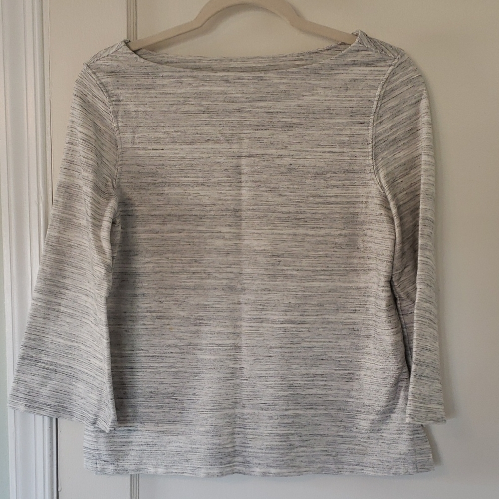 Bell Sleeve Lightweight Knit Tops Long Sleeve Small 2 Old Navy